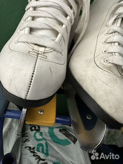 Коньки фигурные