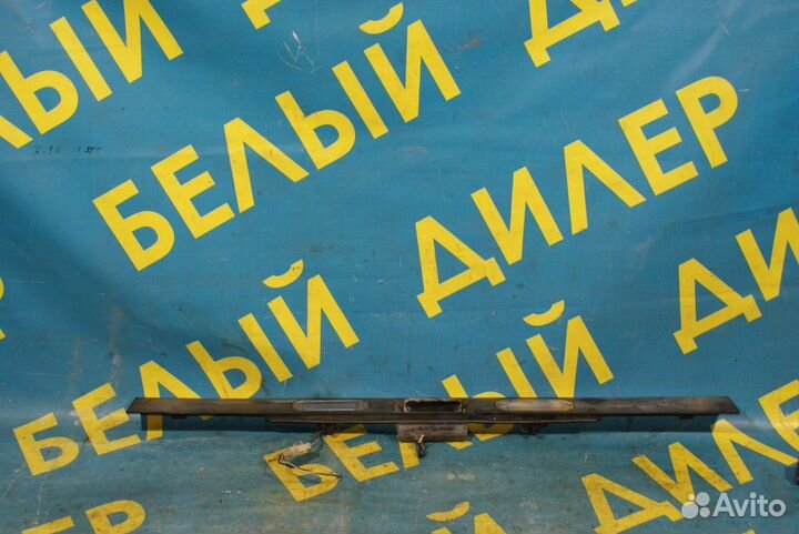 Накладка крышки багажника Volvo 850