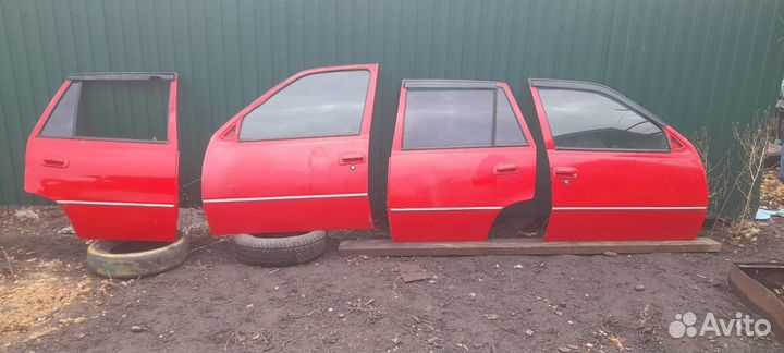 Двери Daewoo Nexia N 100,N150 комплект