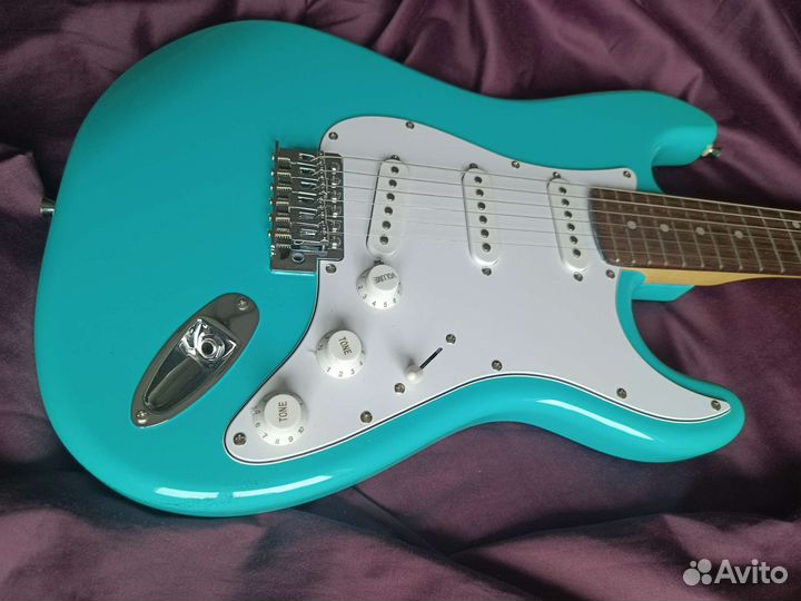 Электрогитара Fhotogenic Stratocaster.Новая.обмен