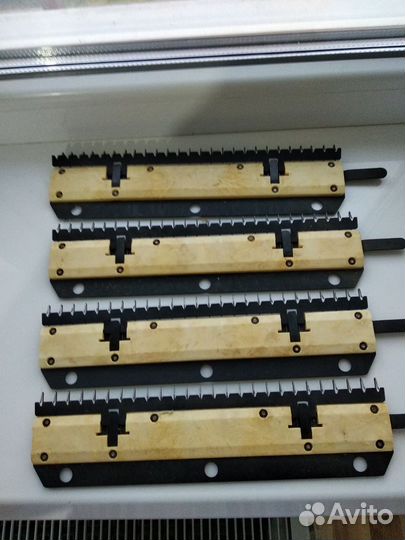 Оттяжные гребёнки для вязальной машины