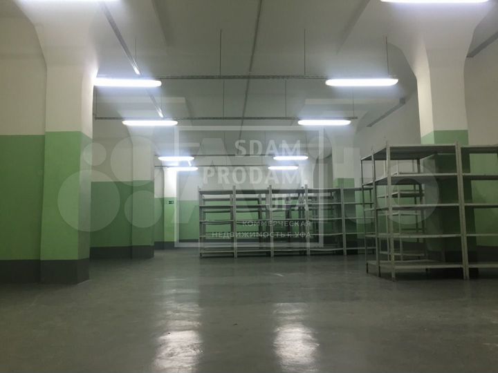 Сдам склад 249 кв.м с НДС, антипыл. полы, пандус