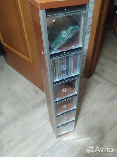 Стойка. Подставка для CD-дисков. Ручная работа