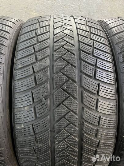 Vredestein Wintrac Pro 285/40 R21
