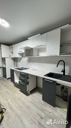 Кухня, кухонный гарнитур прямой