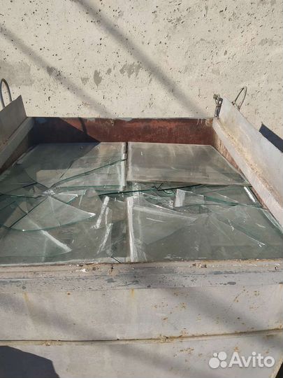 Отдам бесплатно бой оконного стекла