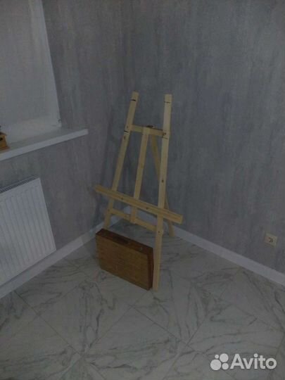 Мольберт и этюдник