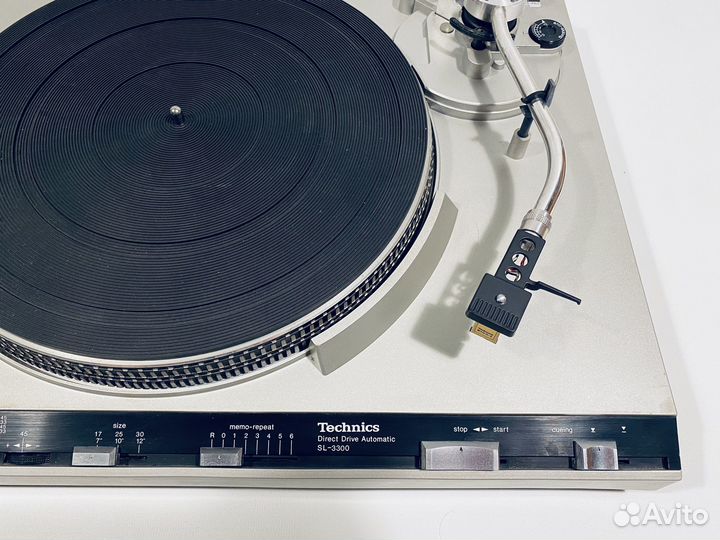 Проигрыватель винила Technics SL-3300