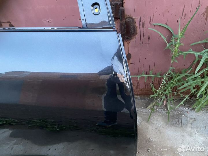 Двери передняя правая и задняя правая Kia K5