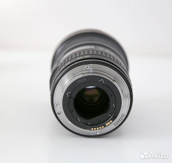 Объектив Canon EF 17-40mm f/4L USM