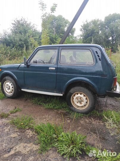 LADA 4x4 (Нива) 1.7 МТ, 2000, 300 000 км