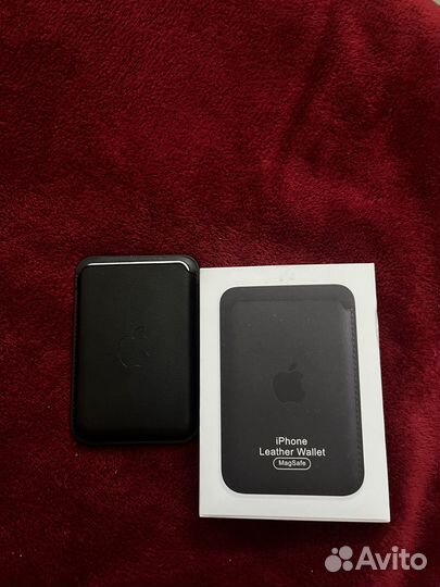 Карточница под iPhone магнитная