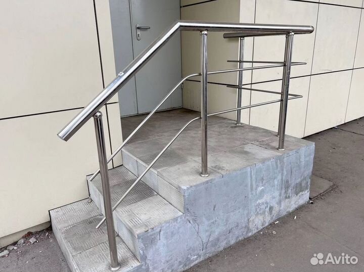 Перила в дом из нержавеющей стали