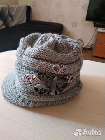 Шапки женские новые