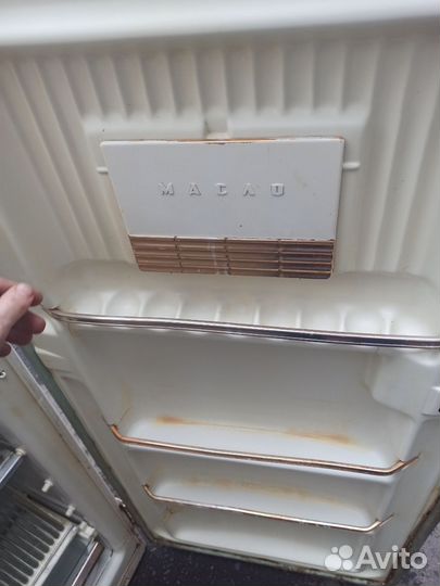 Холодильник ЗИЛ москва рабочий