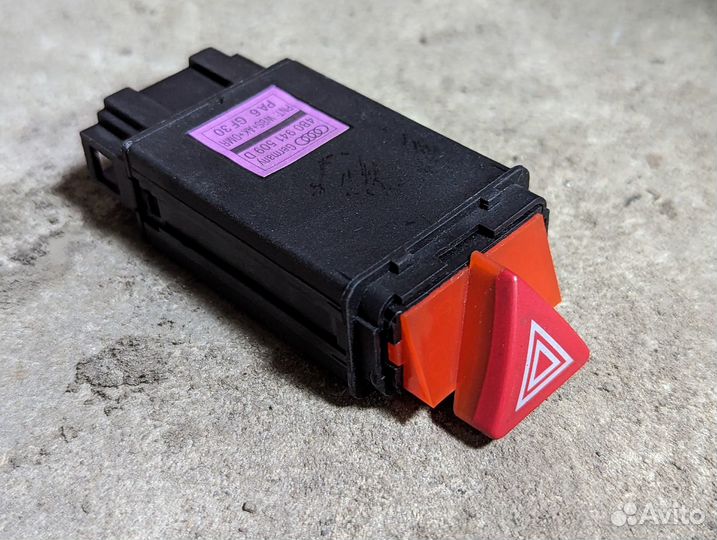 Кнопка аварийной сигнализации Audi A6 Allroad C5