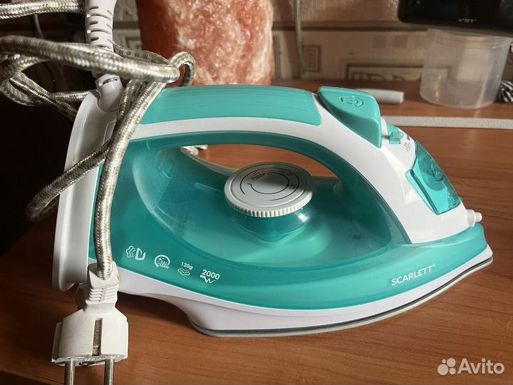 Утюг Scarlett
