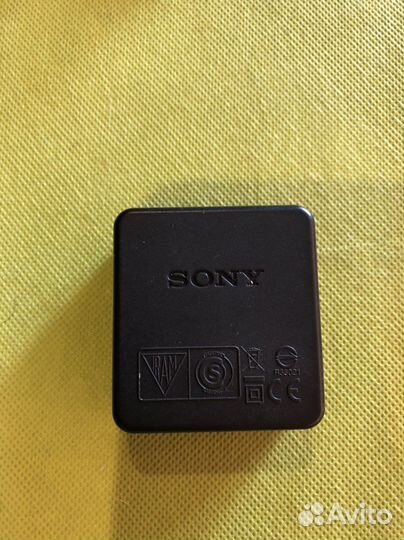 Блок питания Sony AC-UB10D