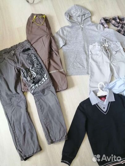 Одежда (брюки, джинсы, рубашки, жилеты, толстовки