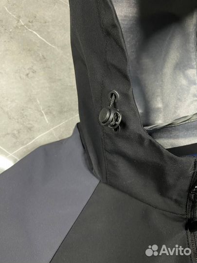 Ветровка Dime