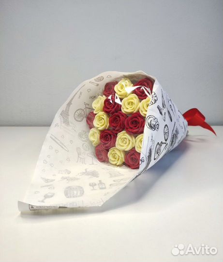 Розы из Белого Шоколада - 19 шт в Букете