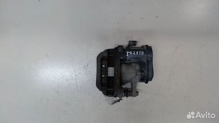 Суппорт левый задний Opel Insignia