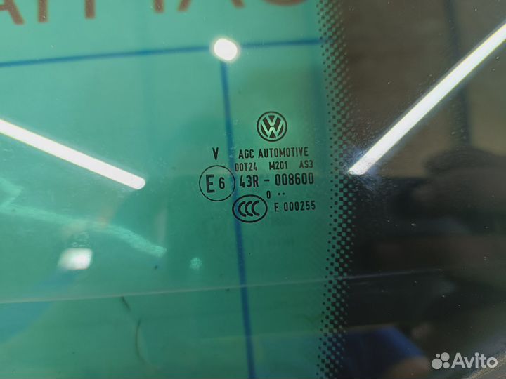 Стекло двери задней левой (форточка) Volksvagen Ti