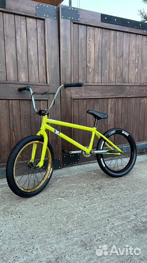 Трюковой велосипед bmx