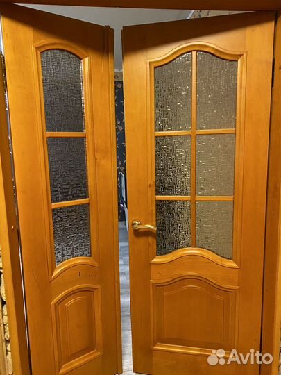 6 деревянных дверей