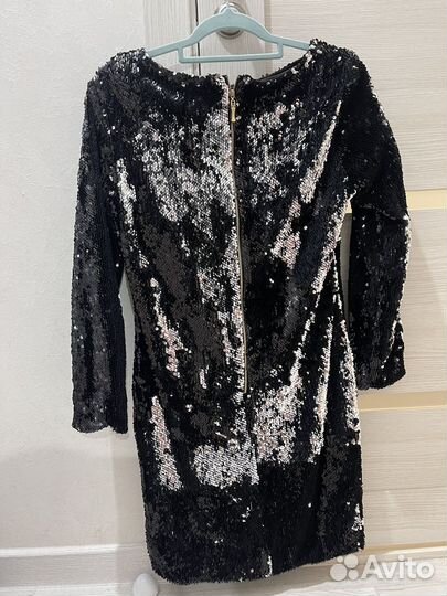 Платье с пайетками