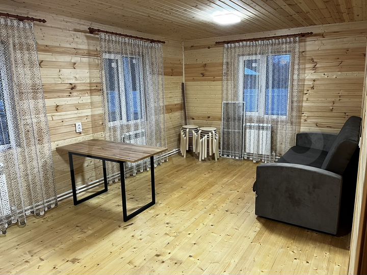 Дом 72 м² на участке 8 сот.