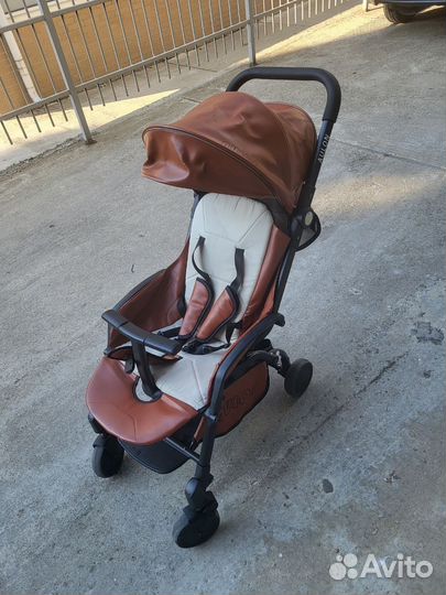Детская коляска прогулочная