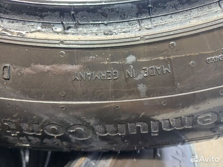 Continental ContiPremiumContact 5 215/60 R16 95V