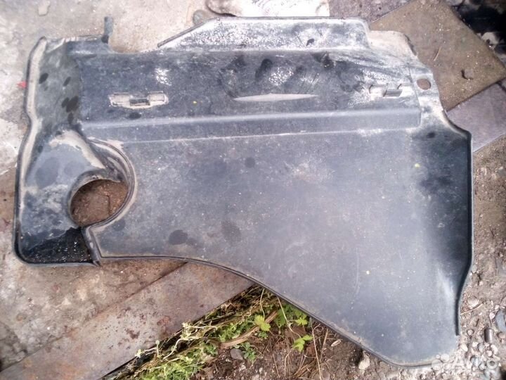 Декоративная крышка двигателя Citroen Peugeot Ford