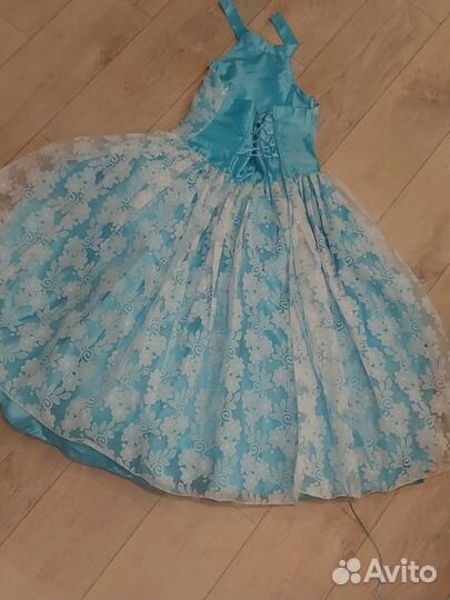 Платье для девочки 134