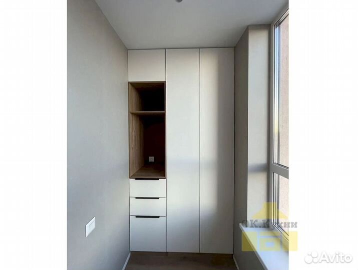 Шкаф распашной