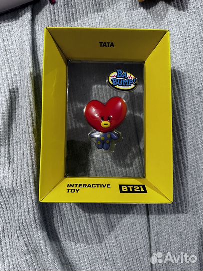 Фигурка tata (тэхен) BT21