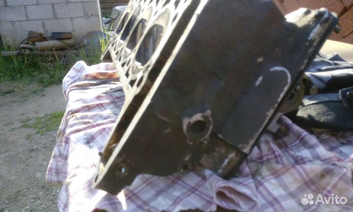 Продам головку блока цилиндров ваз 21213