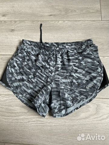 Шорты спортивные Nike женские