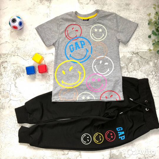 Костюм GAP новый 116