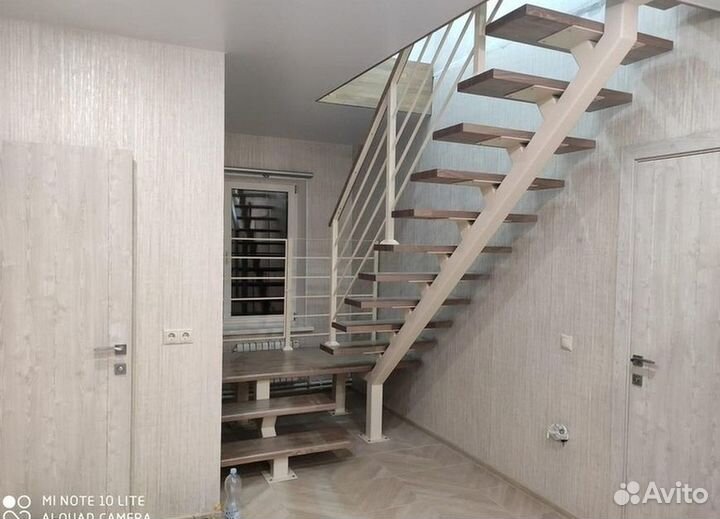 Лестница на металлокаркасе / изготовление лестниц