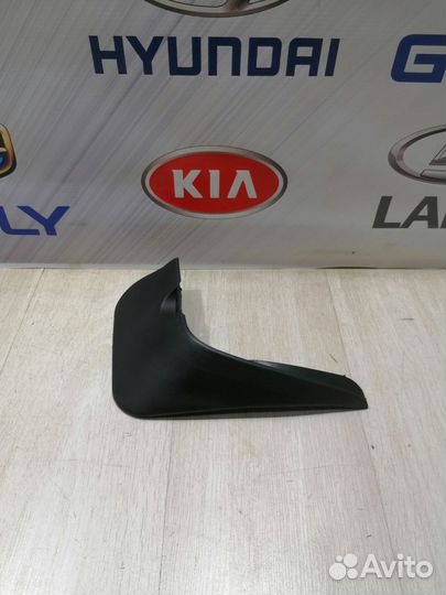Брызговик задний Kia RIO 2 Прав