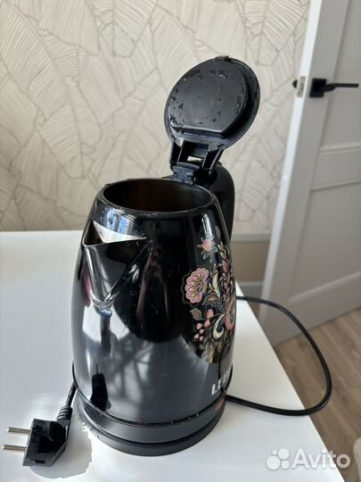 Чайник электрический бу 1,8л