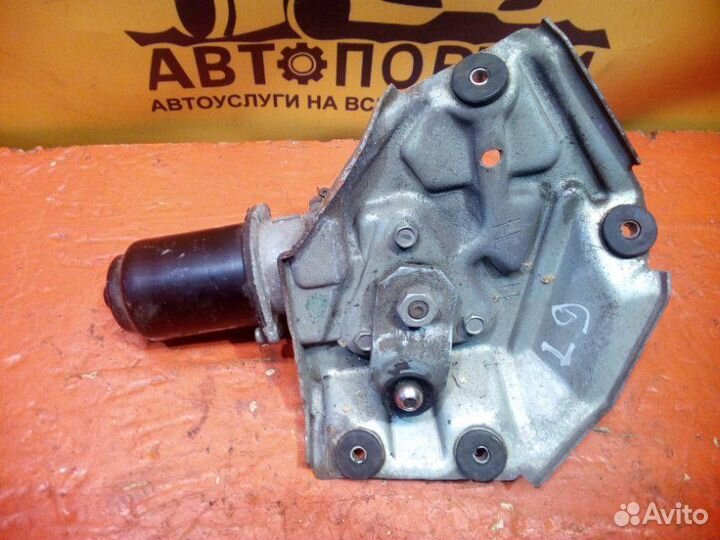Моторчик стеклоочистителя передний Mitsubishi