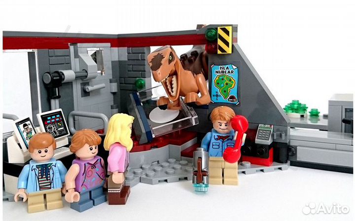 Конструктор 10924 Охота на рапторов в Парке Юрског