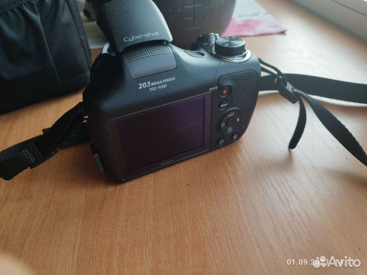 Sony cyber shot dsc h300