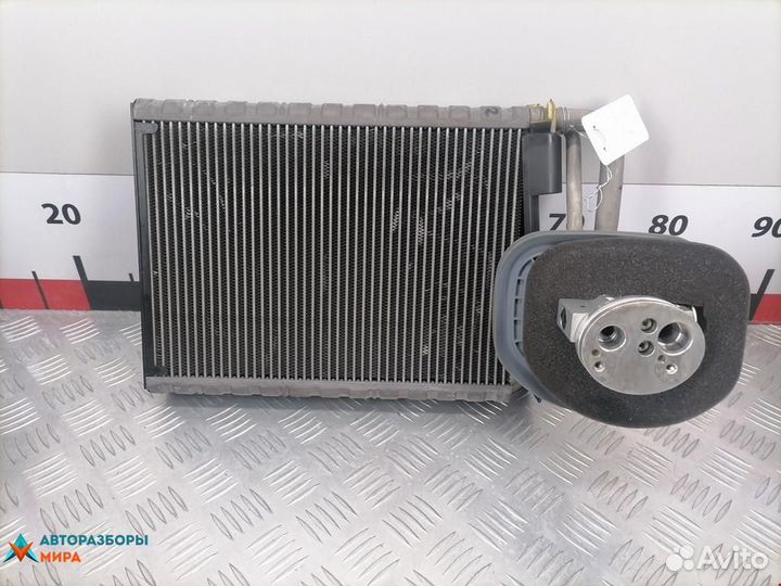 Испаритель кондиционера BMW 5 F07/F10/F11 2012