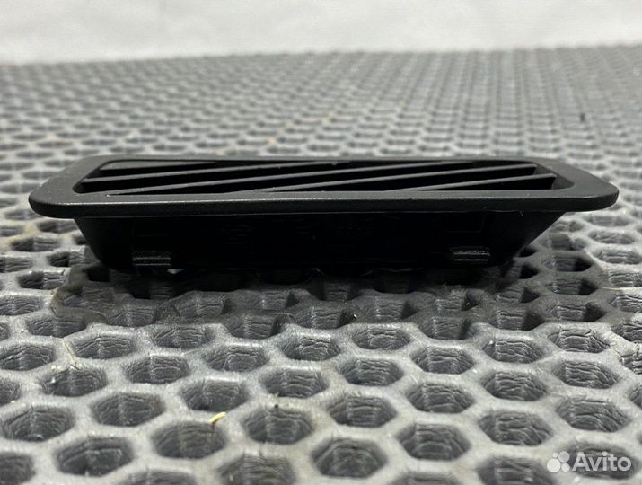 Решетка вентиляционная передняя Bmw X5 E53 M62B46