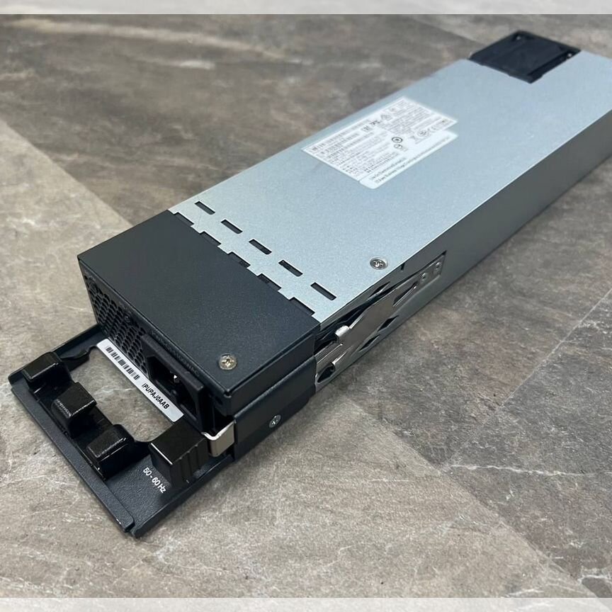 [PWR-C1-1100WAC] Блок Питания Cisco Для 3850, C9300 Pwr-C1-1100wac