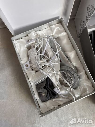 Комплект уходов за телом, лицом, волосами DeSheli